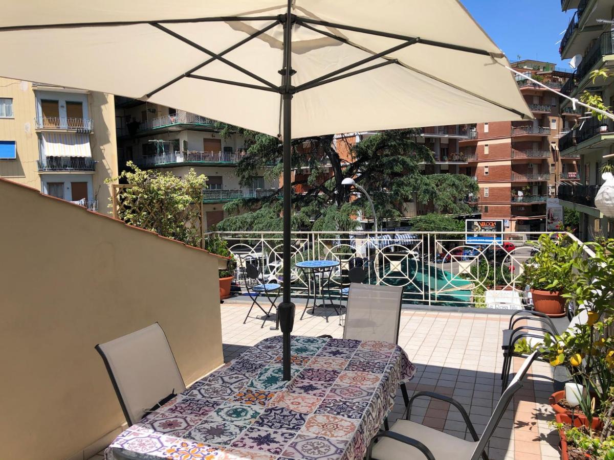 Stabia Holiday House Castellammare di Stabia Exterior photo